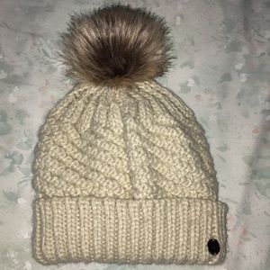 Knit taupe beanie with pompom